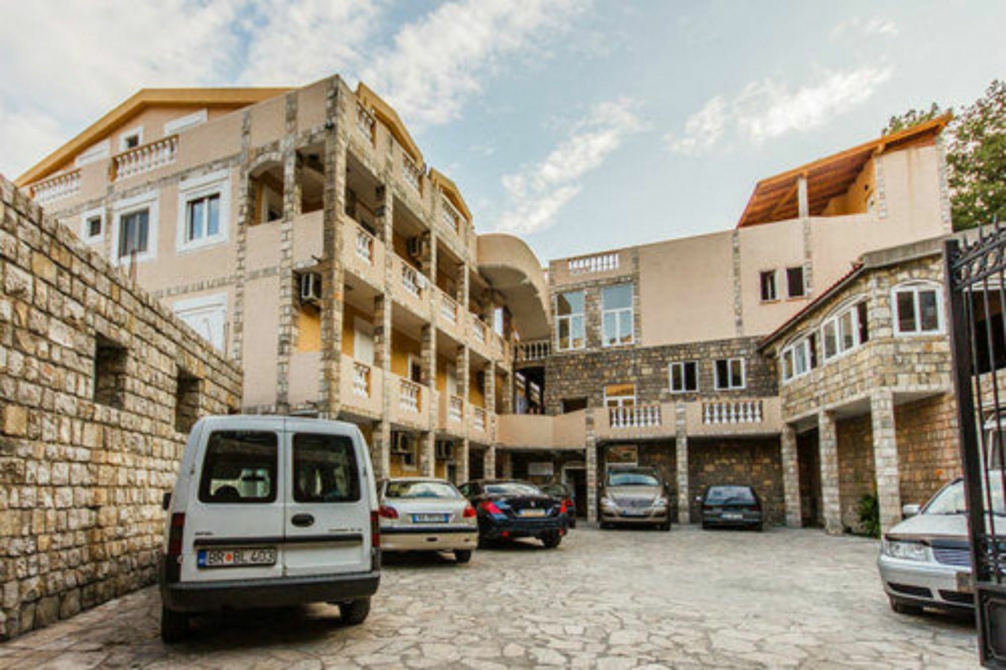 Castellamare Residence Petrovac Εξωτερικό φωτογραφία